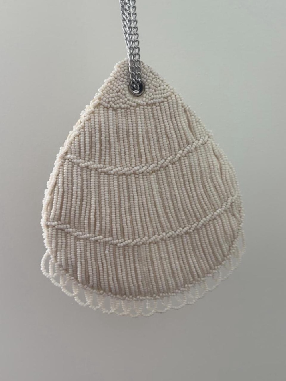 Mermaid Sea Shell Purse 🐚🥥🦪  Beaded Teardrop Mini Bag in Ivory